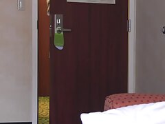 BJ RAW un film porno da vedere Skylar Vox ottiene un allenamento bocca