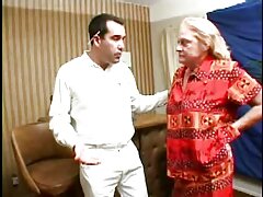 MOFOS Curvy Matrigna porno da vedere non può dire di no a un POV Cazzo Ride